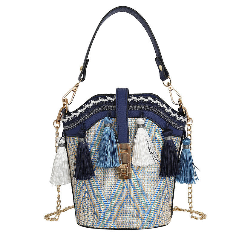 "Daryah" shell bucket bag