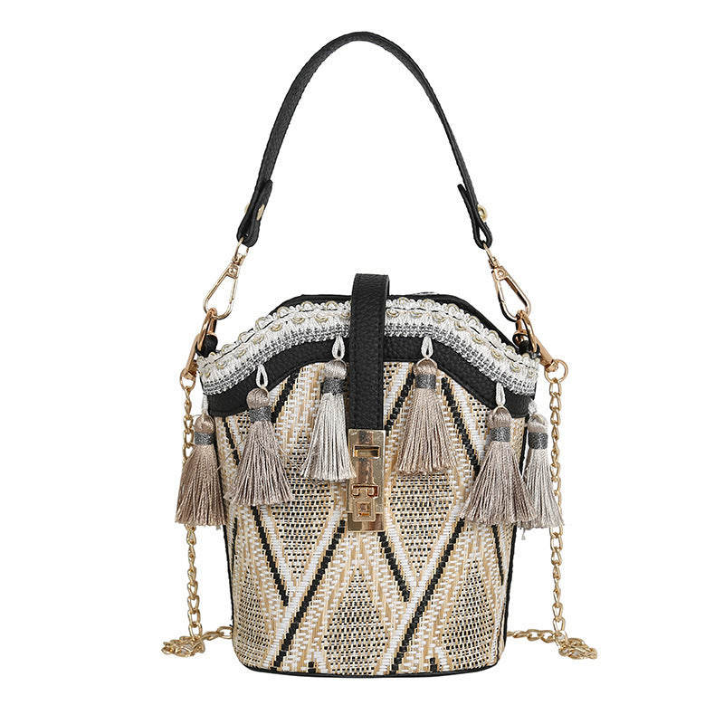 "Daryah" shell bucket bag