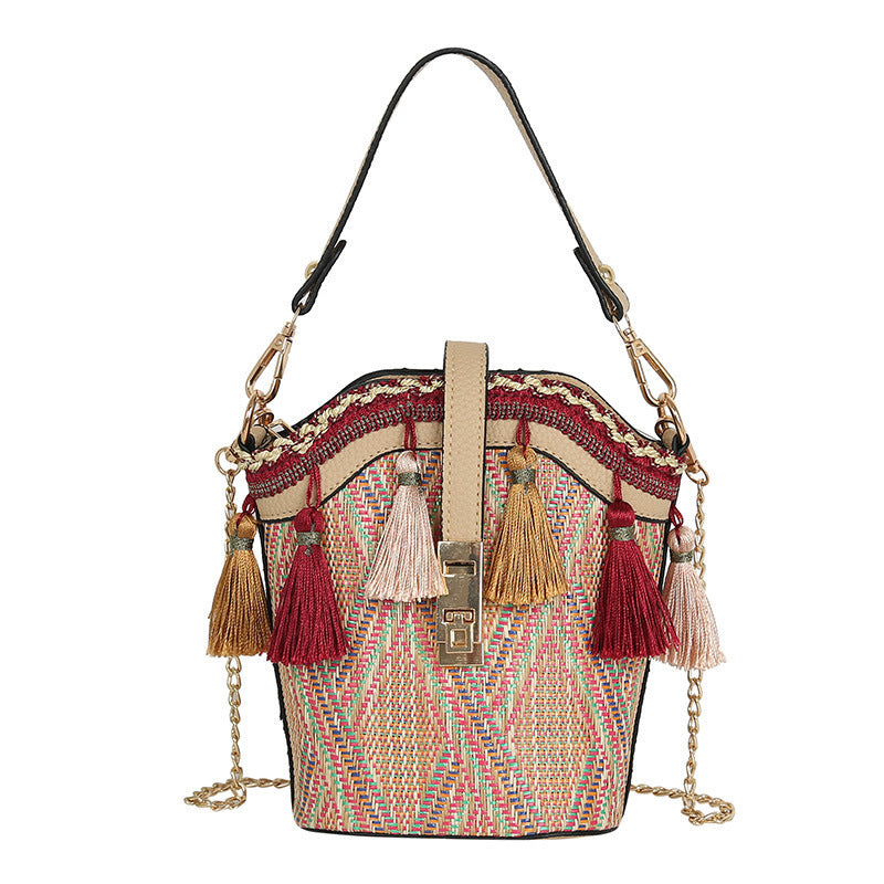 "Daryah" shell bucket bag
