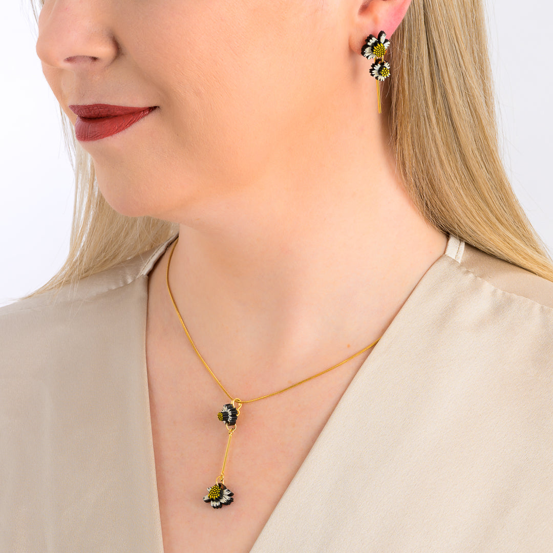 Paguro Upcycle Reclaimed Wood Earrings Pilosa Flower Design-2