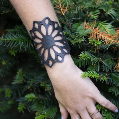 Strawflower Recycled Rubber Bracelet-0